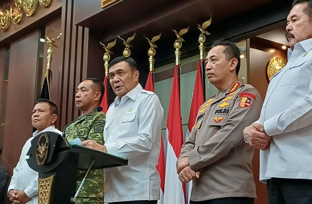 Usai Rakor Bersama TNI, Polri, Kejaksaan, dan BIN, Menko Polkam Pastikan Situasi Nasional Tetap Aman dan Terkendali